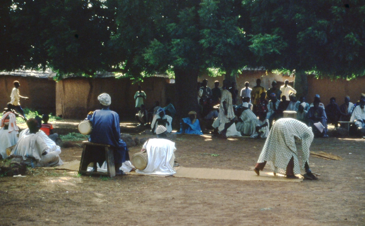 Diarilana funeral